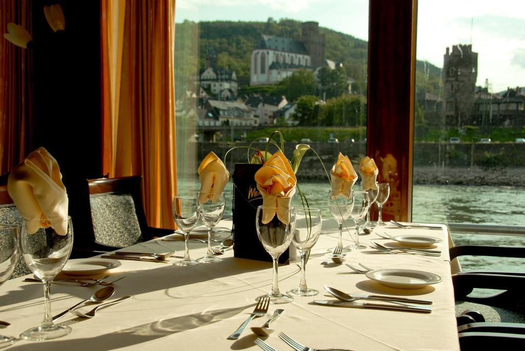 Bateau-hôtel Crossgates Hotelship 3 Star